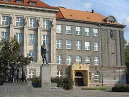 Obchodní akademie, Plzeň